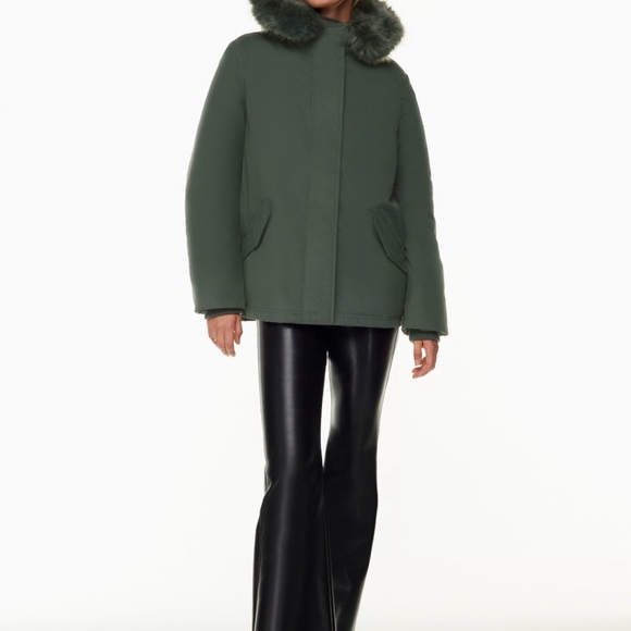 Wilfred Mont Blanc Parka. Like new condition. Size XS. - Picture 6 of 16